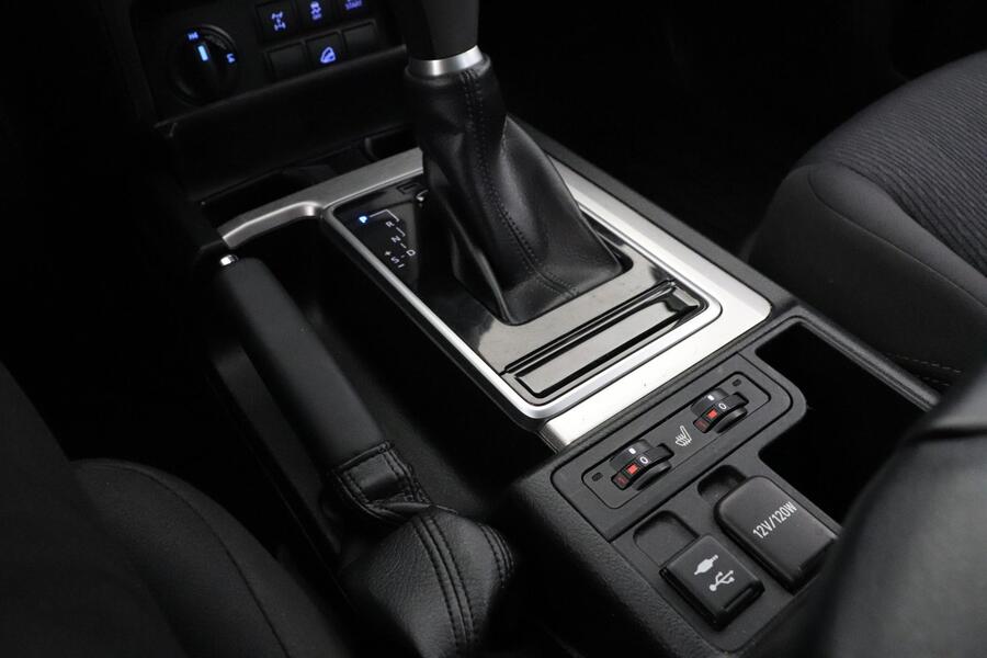 Toyota Land Cruiser vaihtoauto