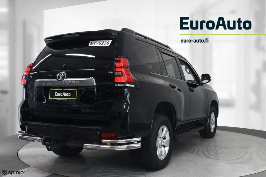 Toyota Land Cruiser vaihtoauto