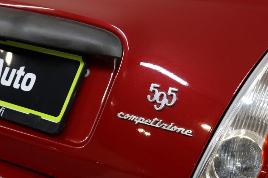 Fiat-Abarth 500 vaihtoauto