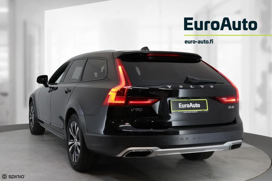 Volvo V90 Cross Country vaihtoauto
