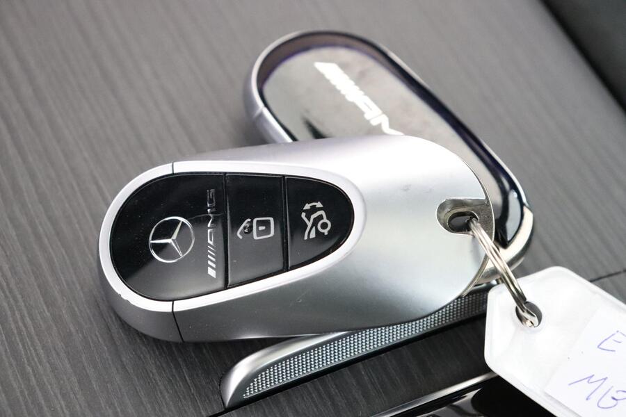 Mercedes-Benz EQE vaihtoauto