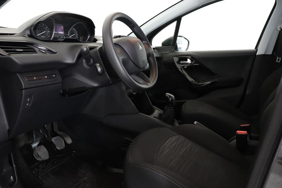 Peugeot 208 vaihtoauto