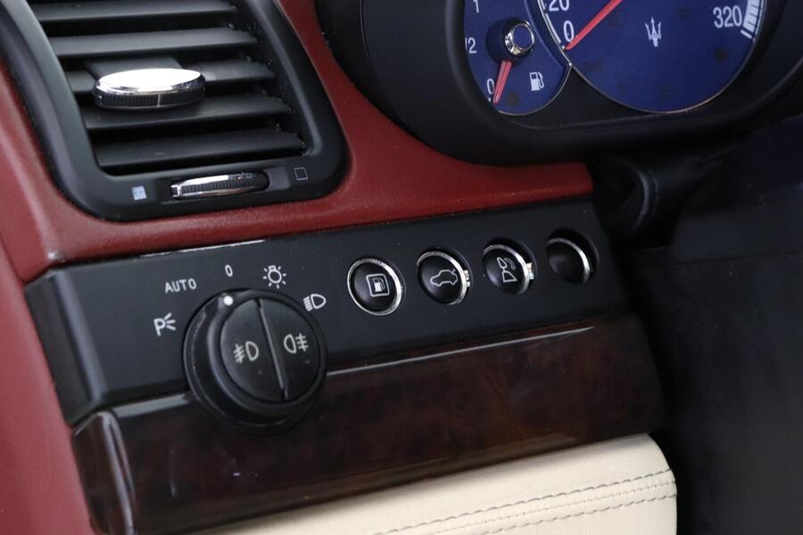 Maserati Quattroporte vaihtoauto