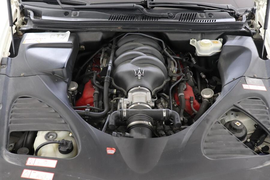 Maserati Quattroporte vaihtoauto