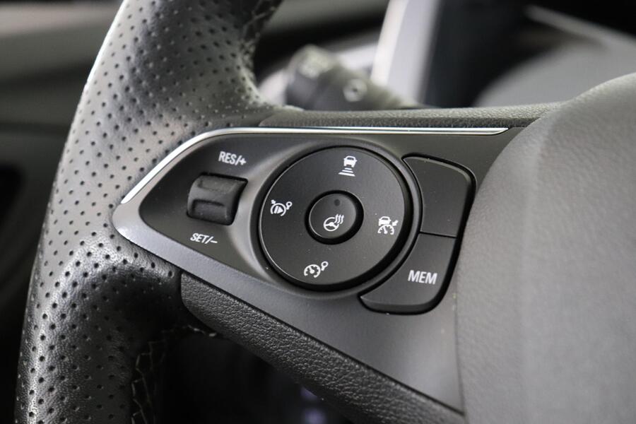 Opel Grandland vaihtoauto