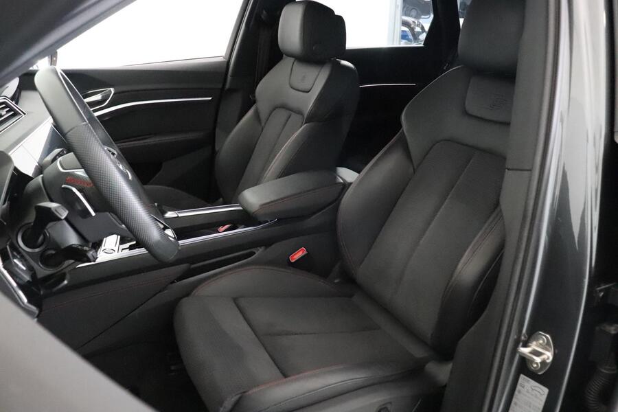 Audi Q8 e-tron vaihtoauto