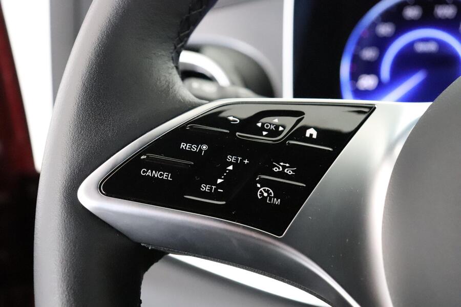 Mercedes-Benz EQV vaihtoauto