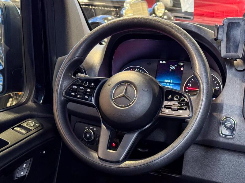 Mercedes-Benz Sprinter vaihtoauto