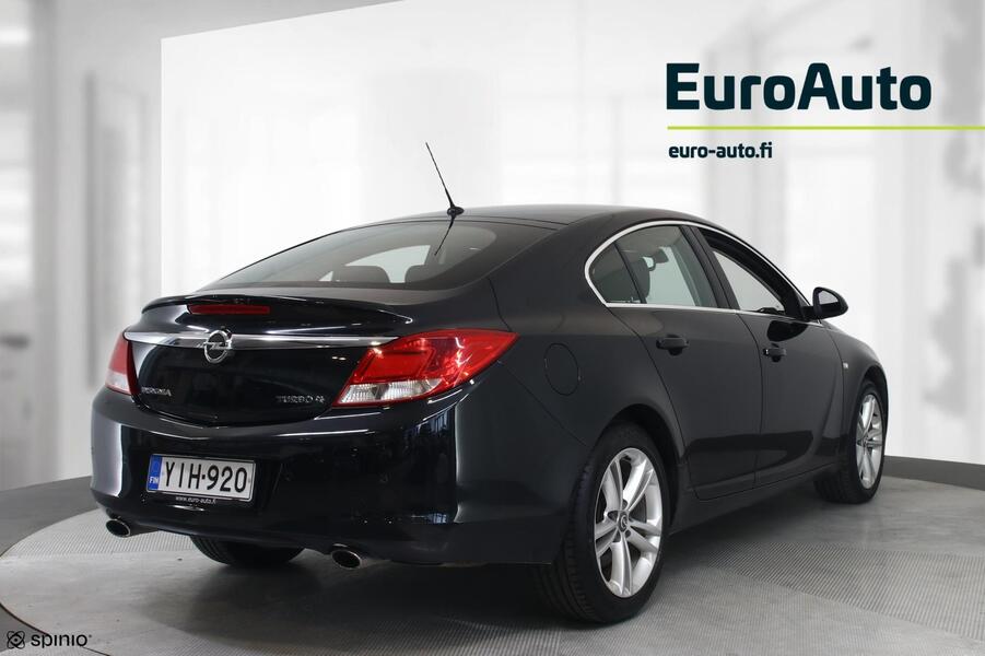 Opel Insignia vaihtoauto