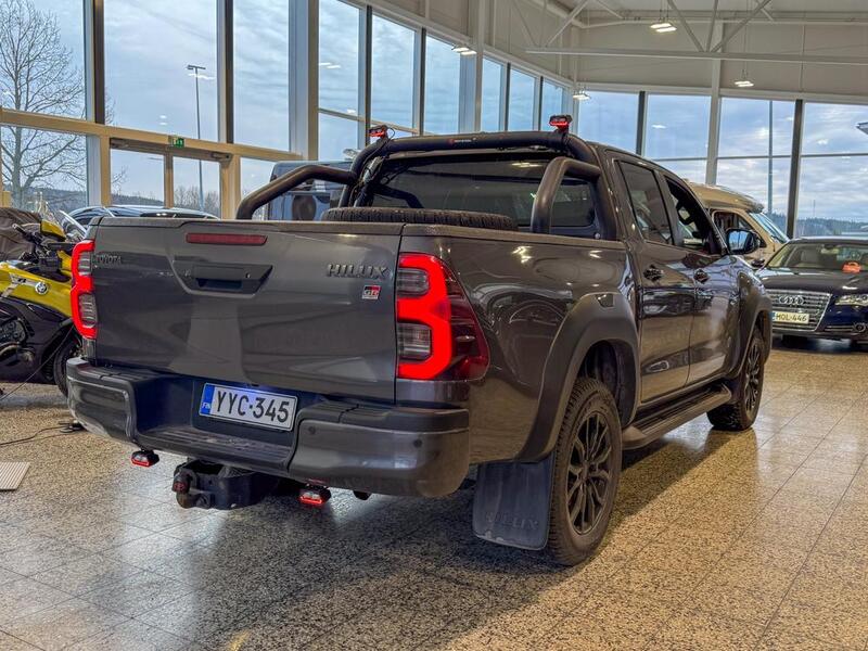 Toyota Hilux vaihtoauto