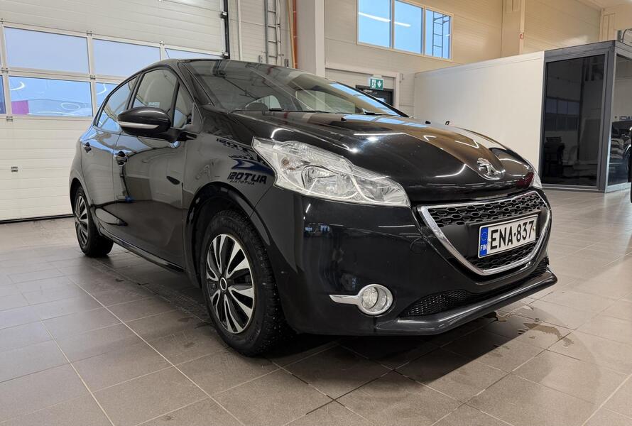 Peugeot 208 vaihtoauto