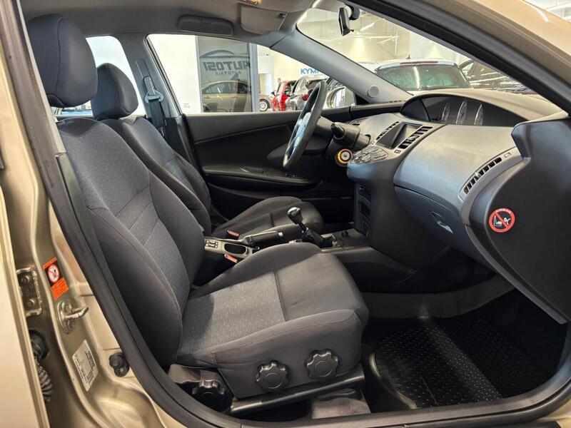 Nissan Primera vaihtoauto