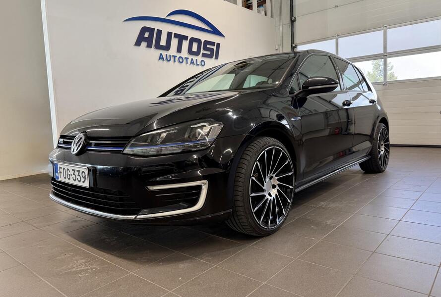 Volkswagen Golf vaihtoauto