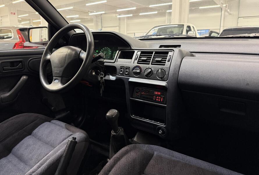 Ford Escort vaihtoauto