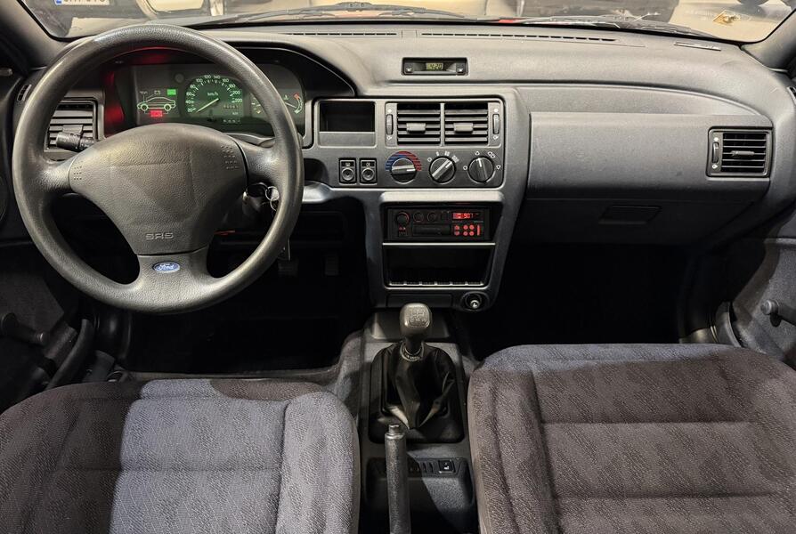 Ford Escort vaihtoauto