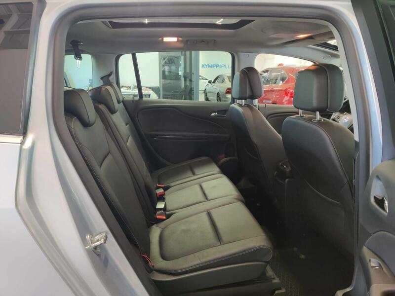 Opel Zafira Tourer vaihtoauto