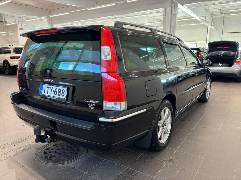 Volvo V70 vaihtoauto