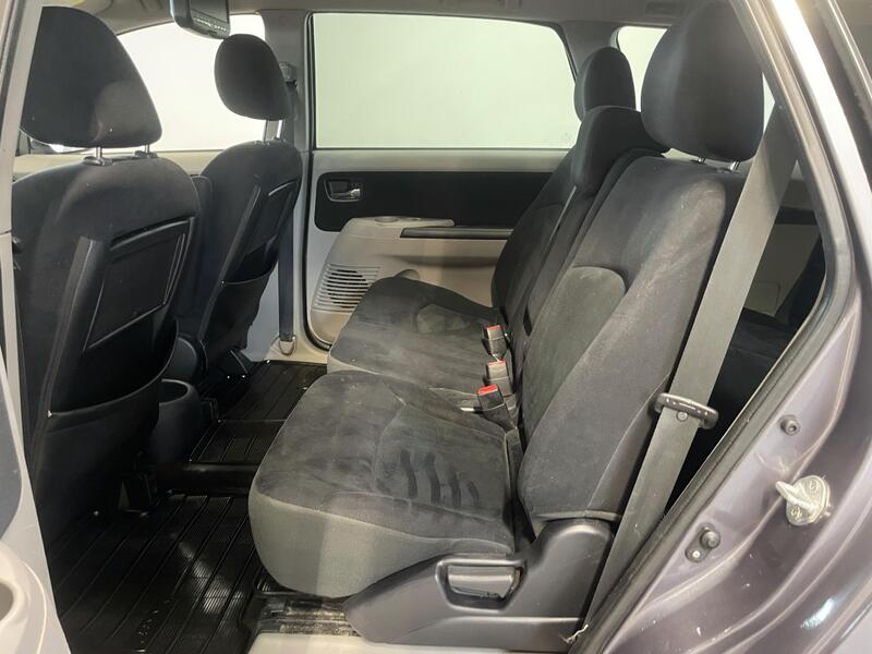 Mitsubishi Grandis vaihtoauto