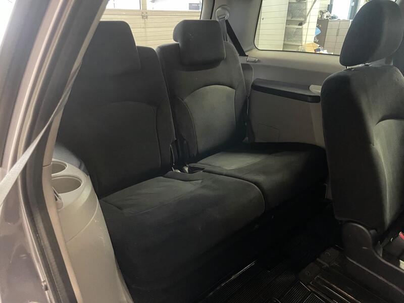 Mitsubishi Grandis vaihtoauto