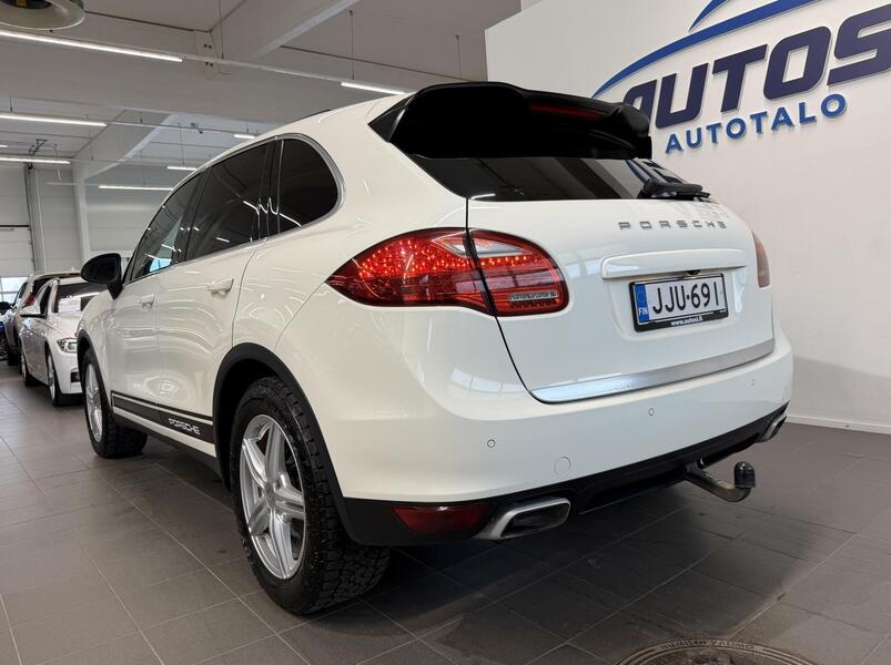 Porsche Cayenne vaihtoauto