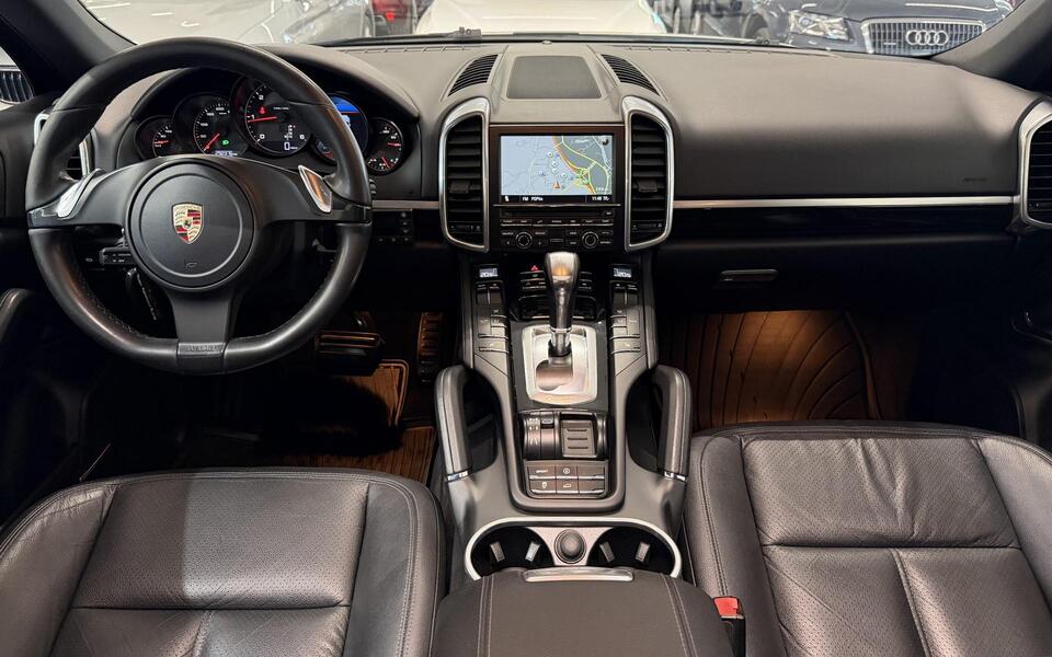 Porsche Cayenne vaihtoauto