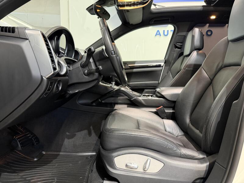 Porsche Cayenne vaihtoauto