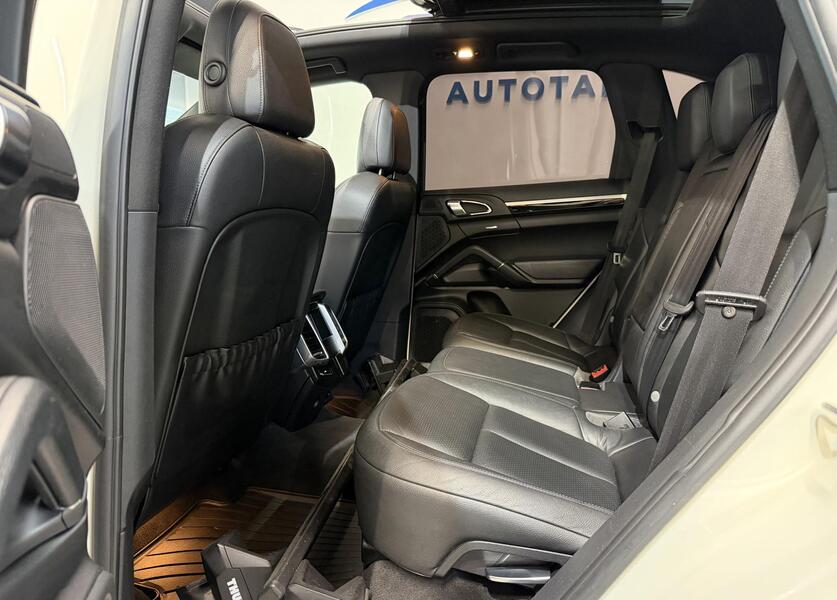 Porsche Cayenne vaihtoauto