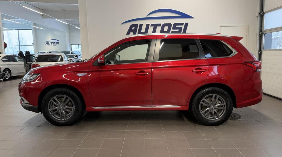 Mitsubishi Outlander PHEV vaihtoauto