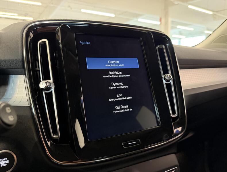 Volvo XC40 vaihtoauto