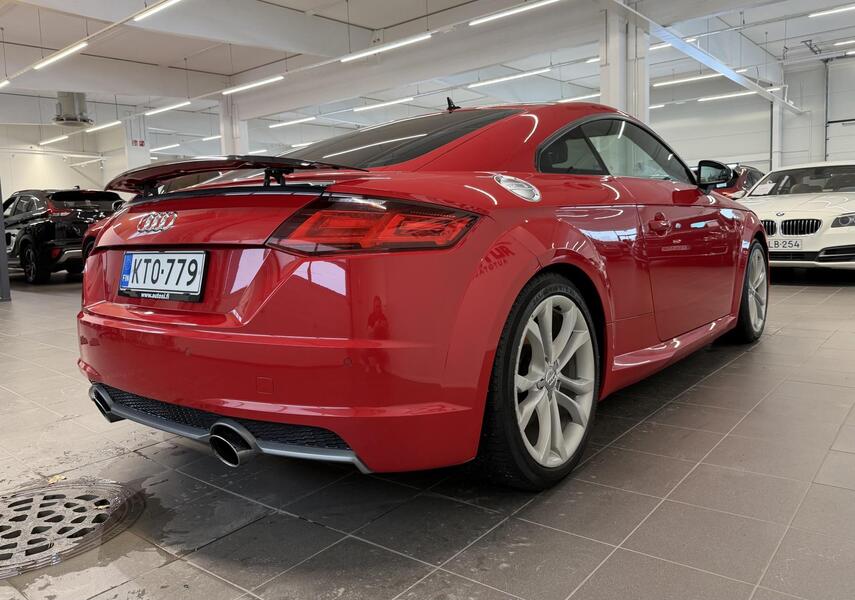 Audi TT vaihtoauto