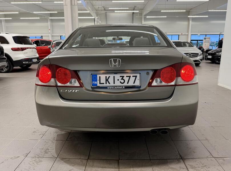 Honda Civic vaihtoauto