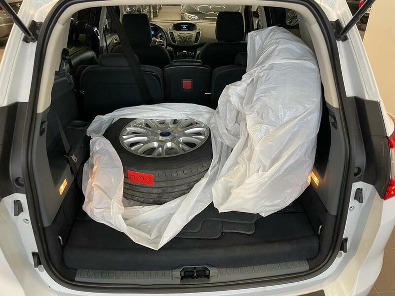 Ford C-MAX vaihtoauto