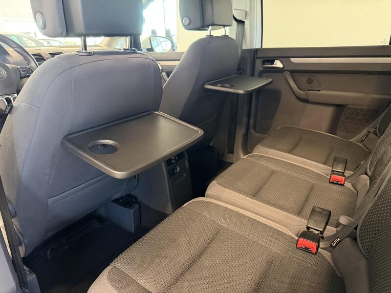 Volkswagen Touran vaihtoauto