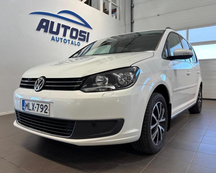 Volkswagen Touran vaihtoauto