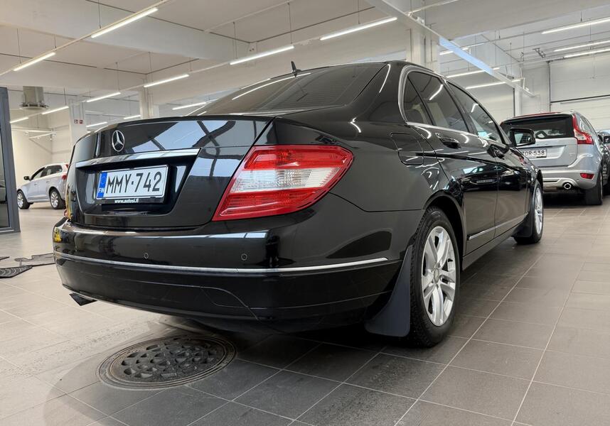 Mercedes-Benz C vaihtoauto