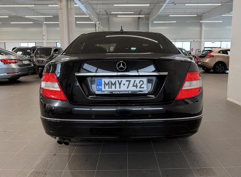 Mercedes-Benz C vaihtoauto