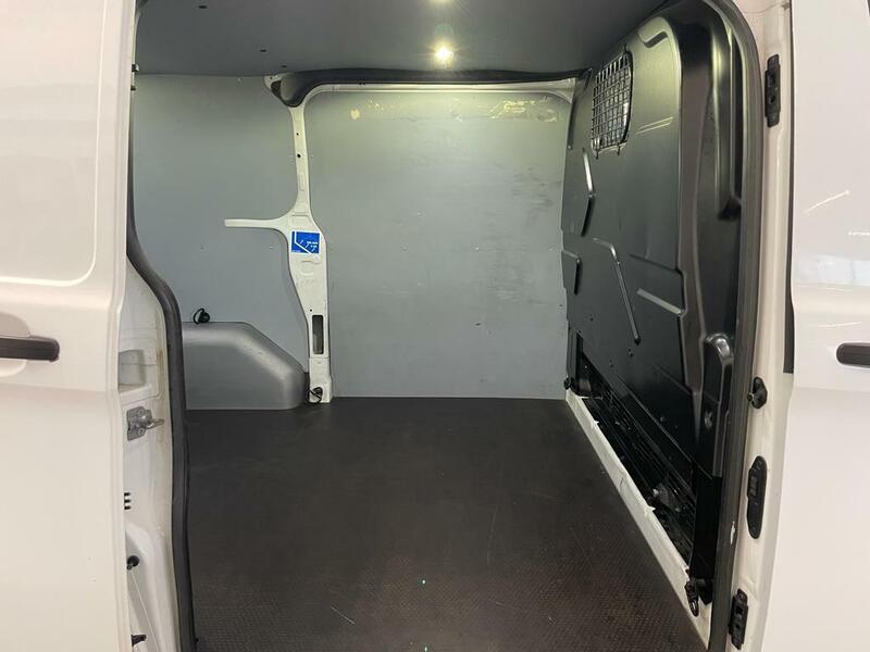 Ford Transit Custom vaihtoauto