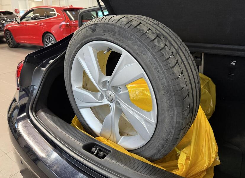 Opel Insignia vaihtoauto