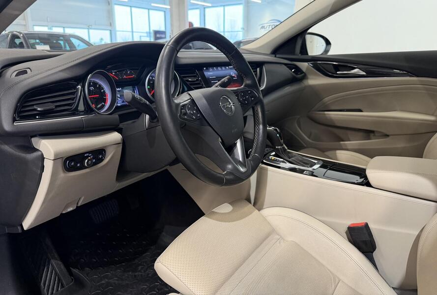 Opel Insignia vaihtoauto