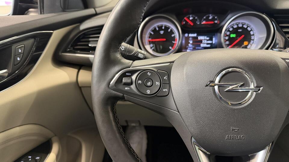 Opel Insignia vaihtoauto