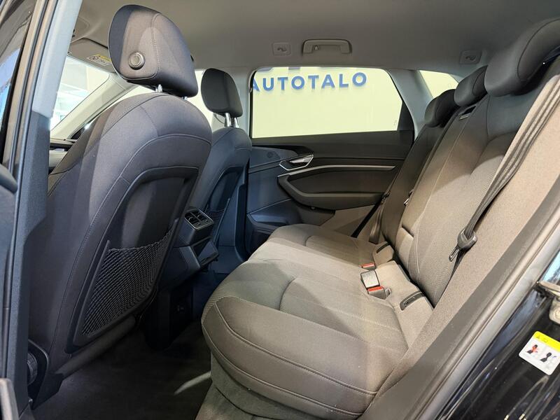 Audi e-tron vaihtoauto