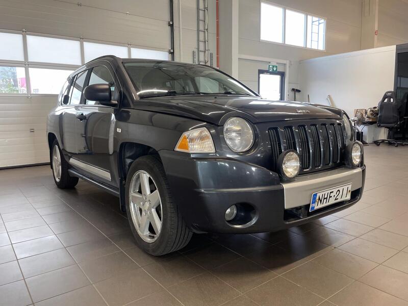 Jeep Compass vaihtoauto