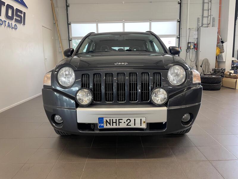 Jeep Compass vaihtoauto
