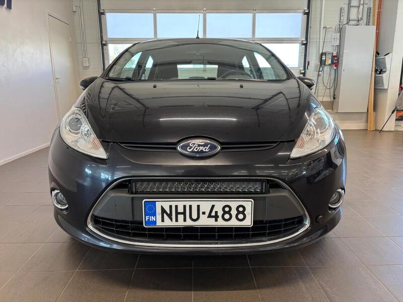 Ford Fiesta vaihtoauto