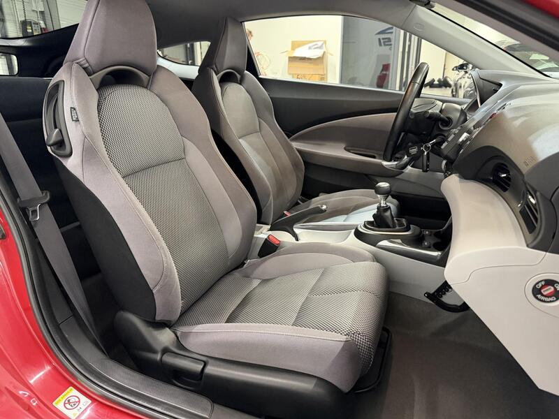 Honda CR-Z vaihtoauto