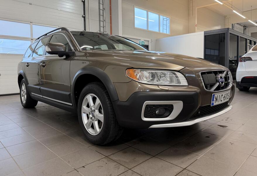 Volvo XC70 vaihtoauto