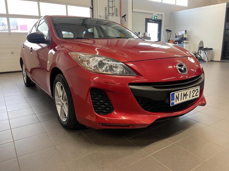 Mazda 3 vaihtoauto