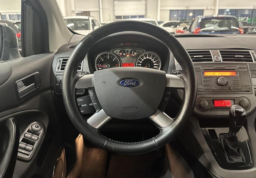 Ford Kuga vaihtoauto