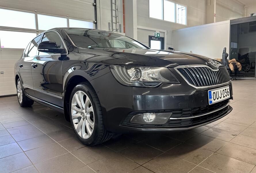 Skoda Superb vaihtoauto