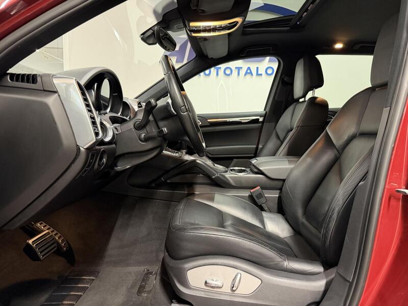 Porsche Cayenne vaihtoauto